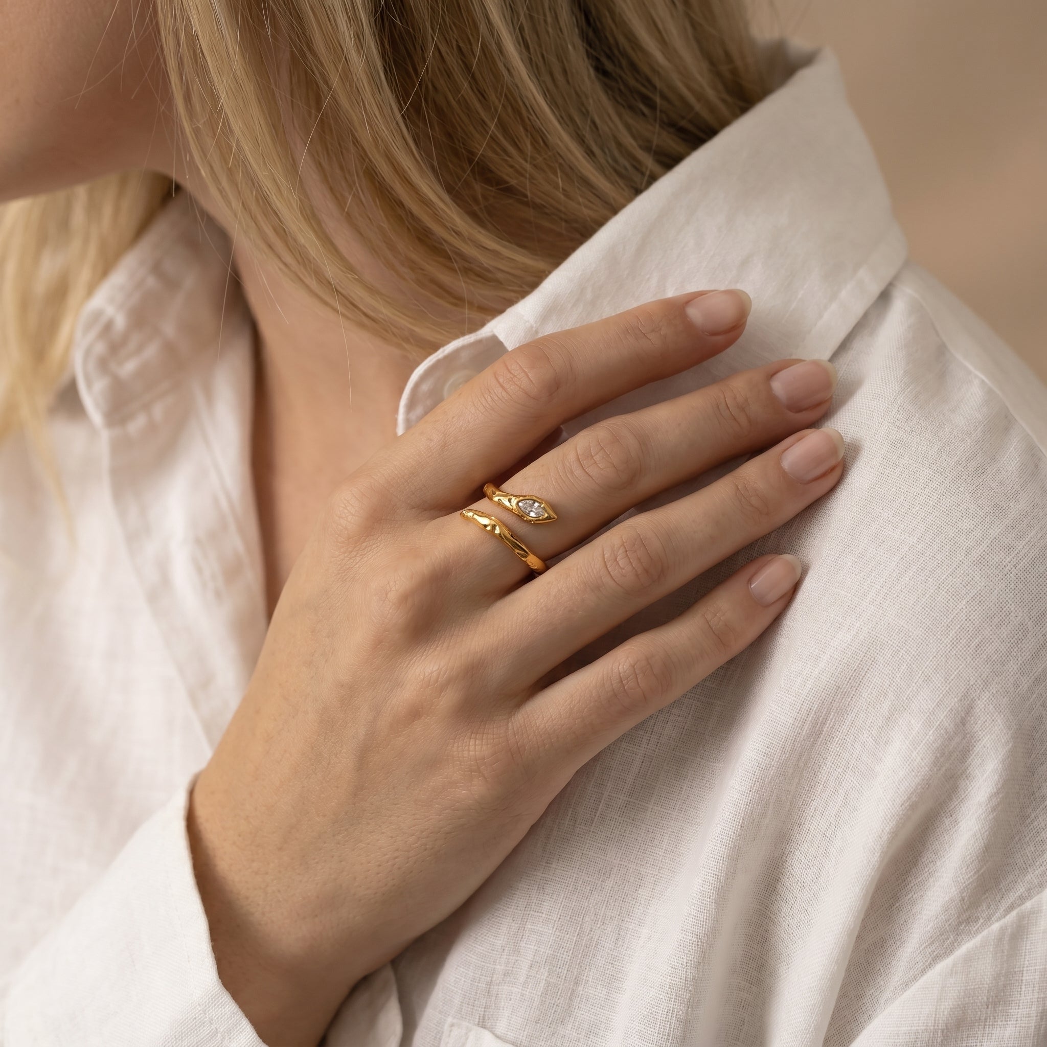 CLEO Ring - Véron