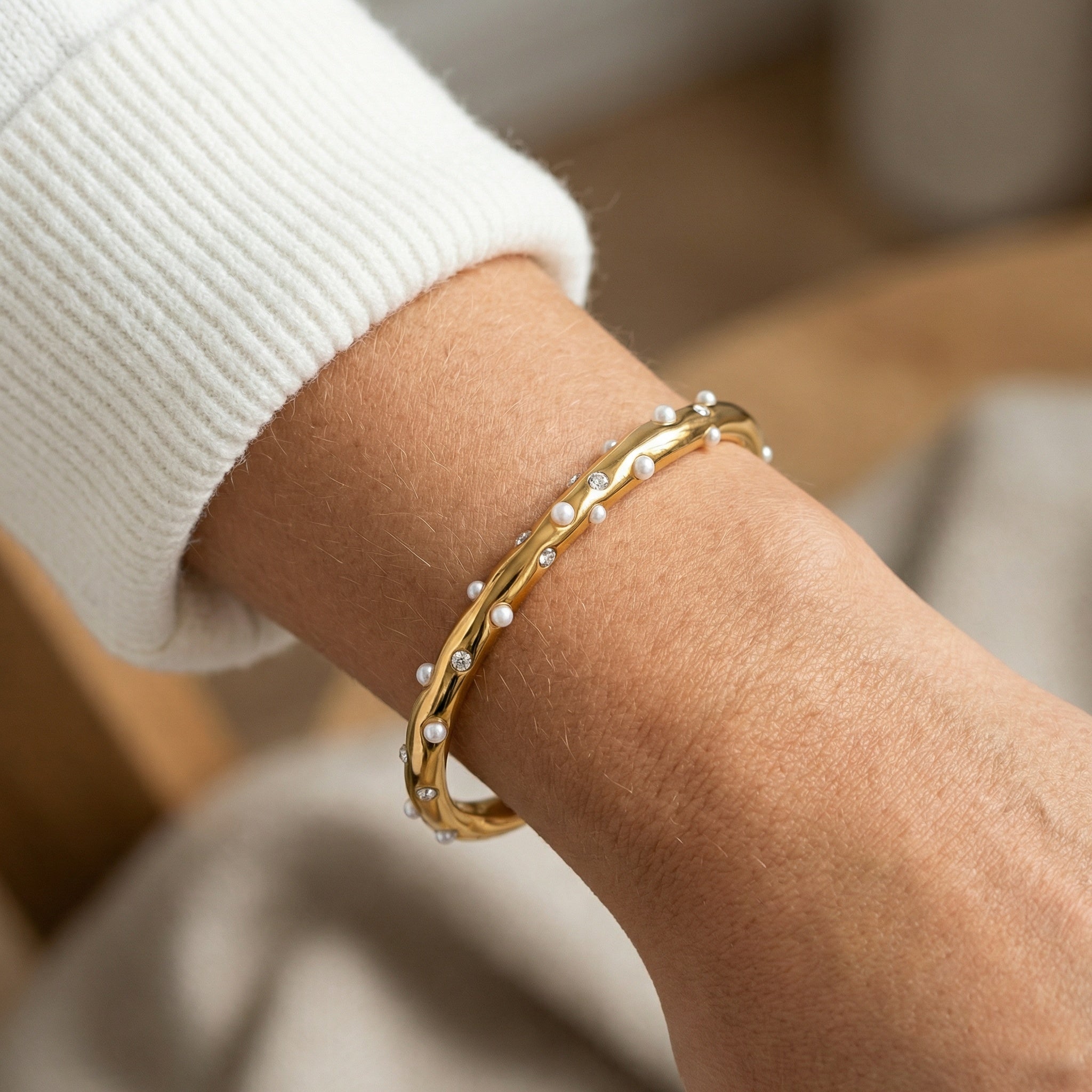 NOVA Bangle
