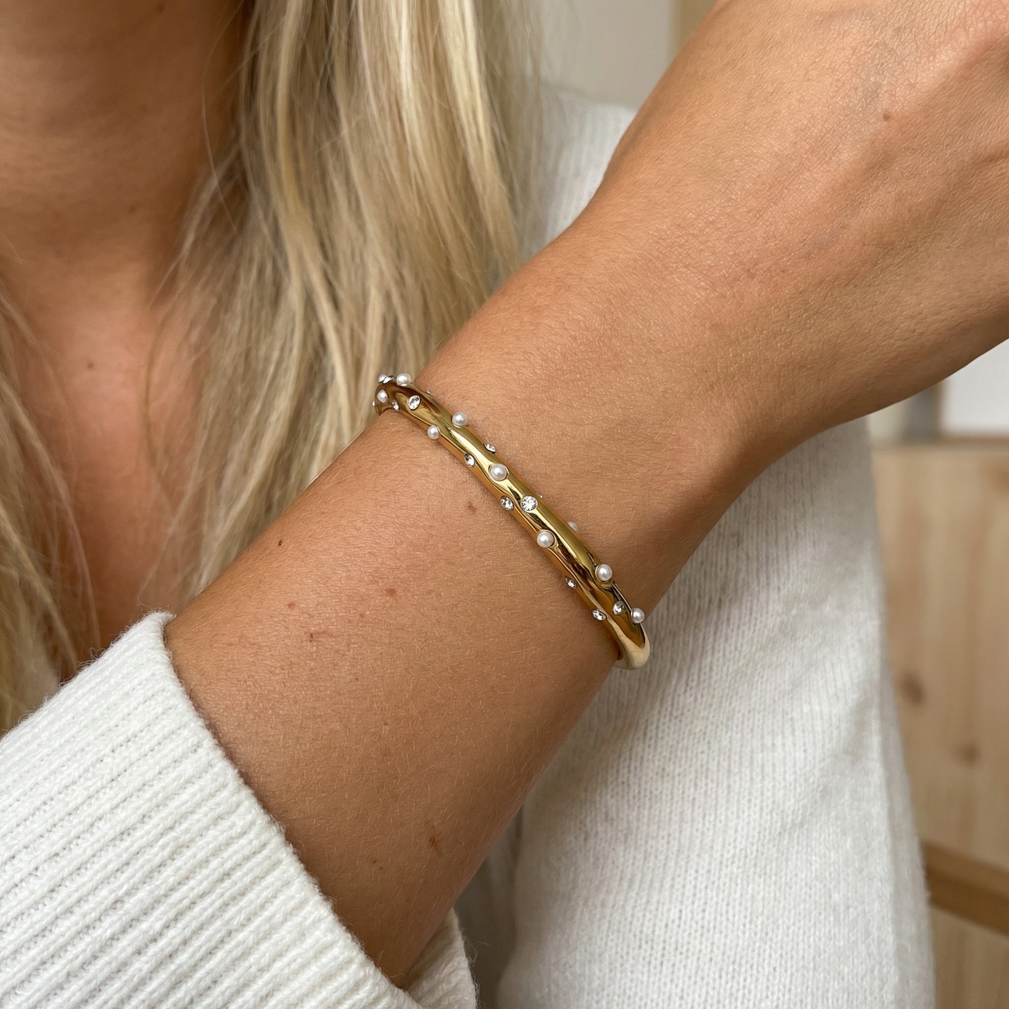 NOVA Bangle