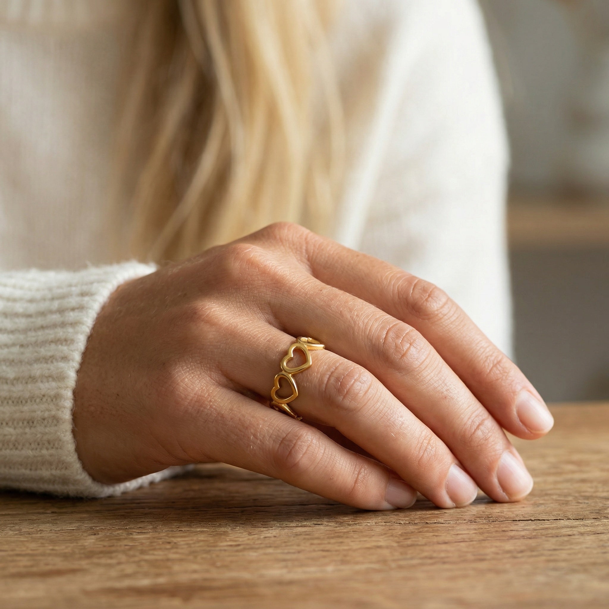 LÈA Ring