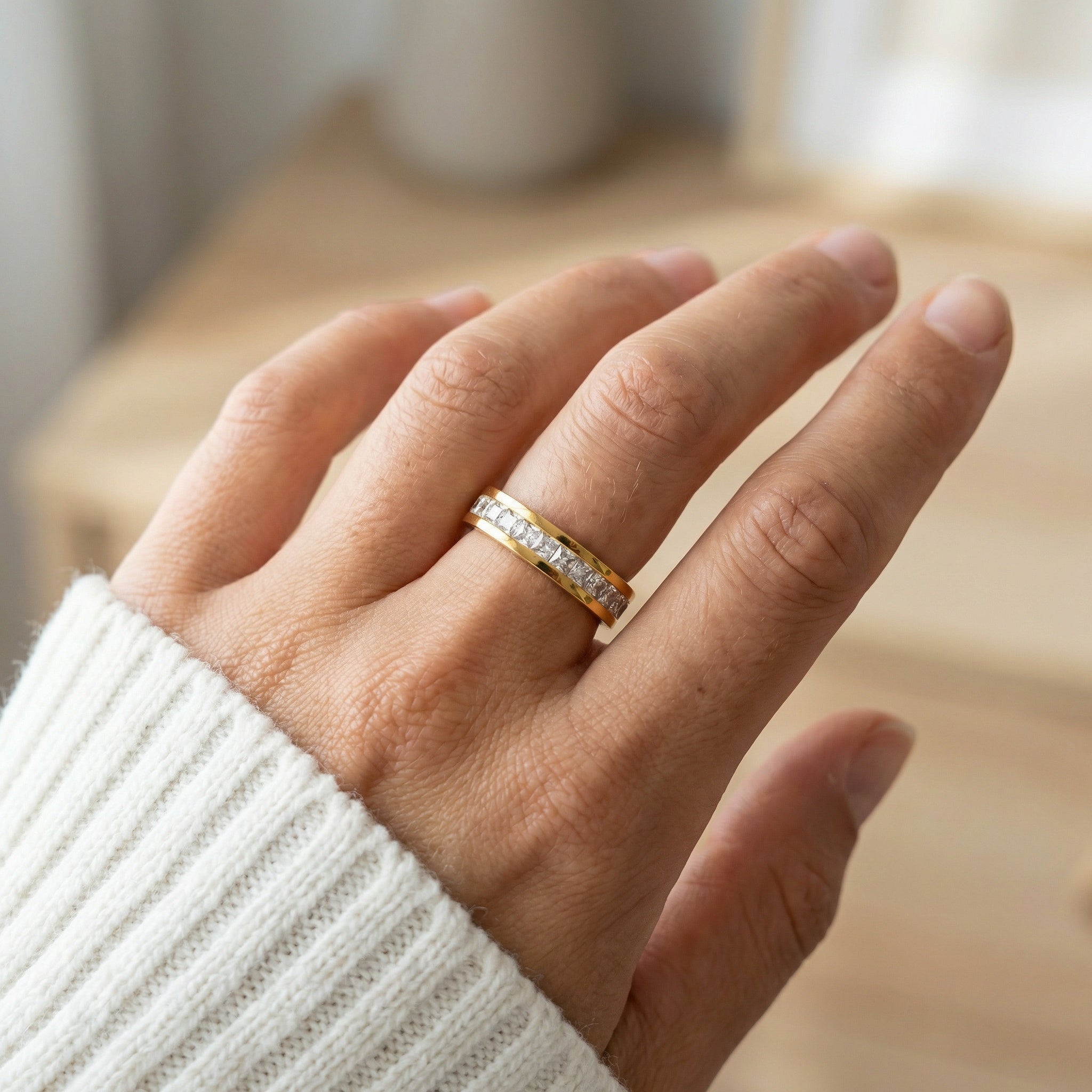 LUXE Ring