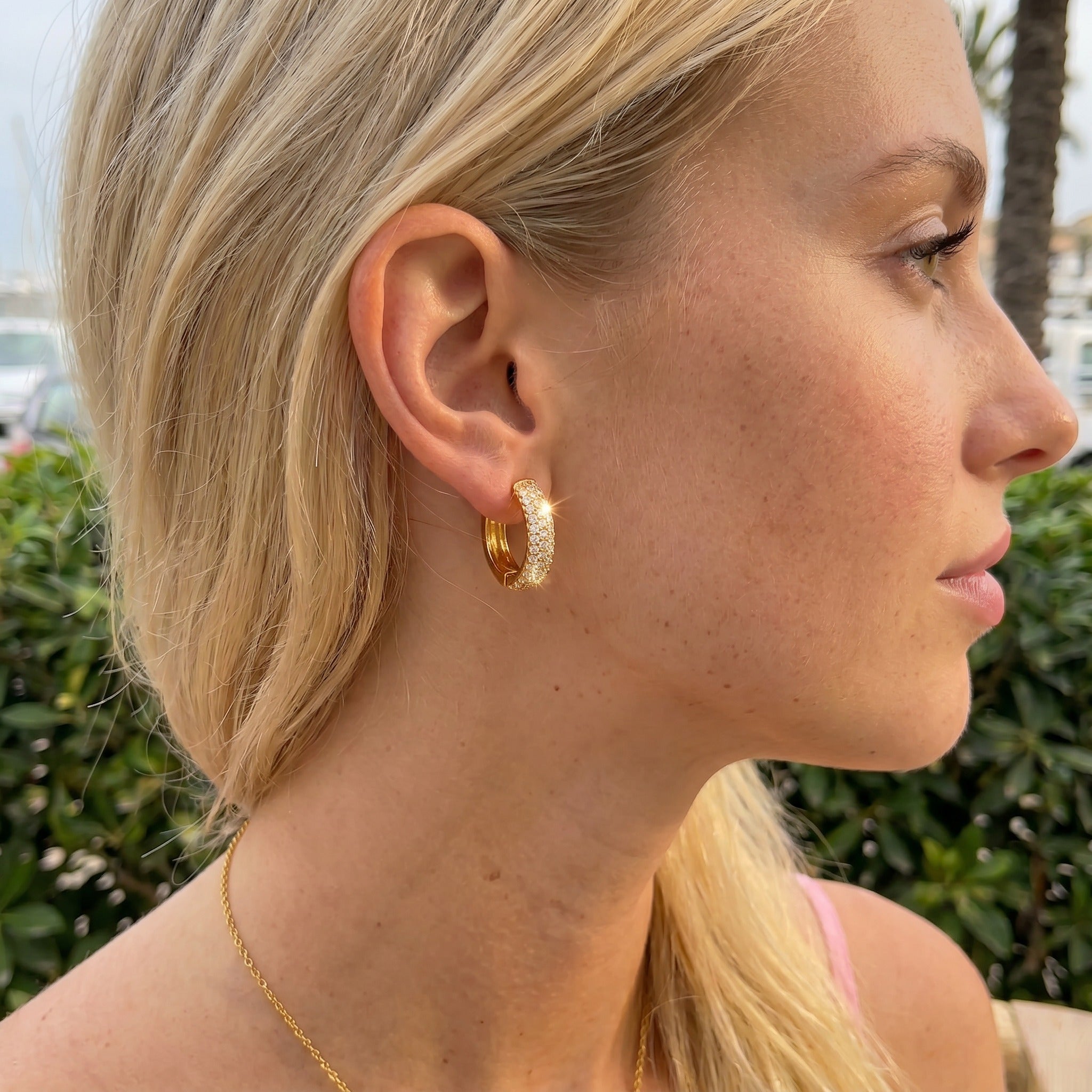 LUMIÈRE Hoops