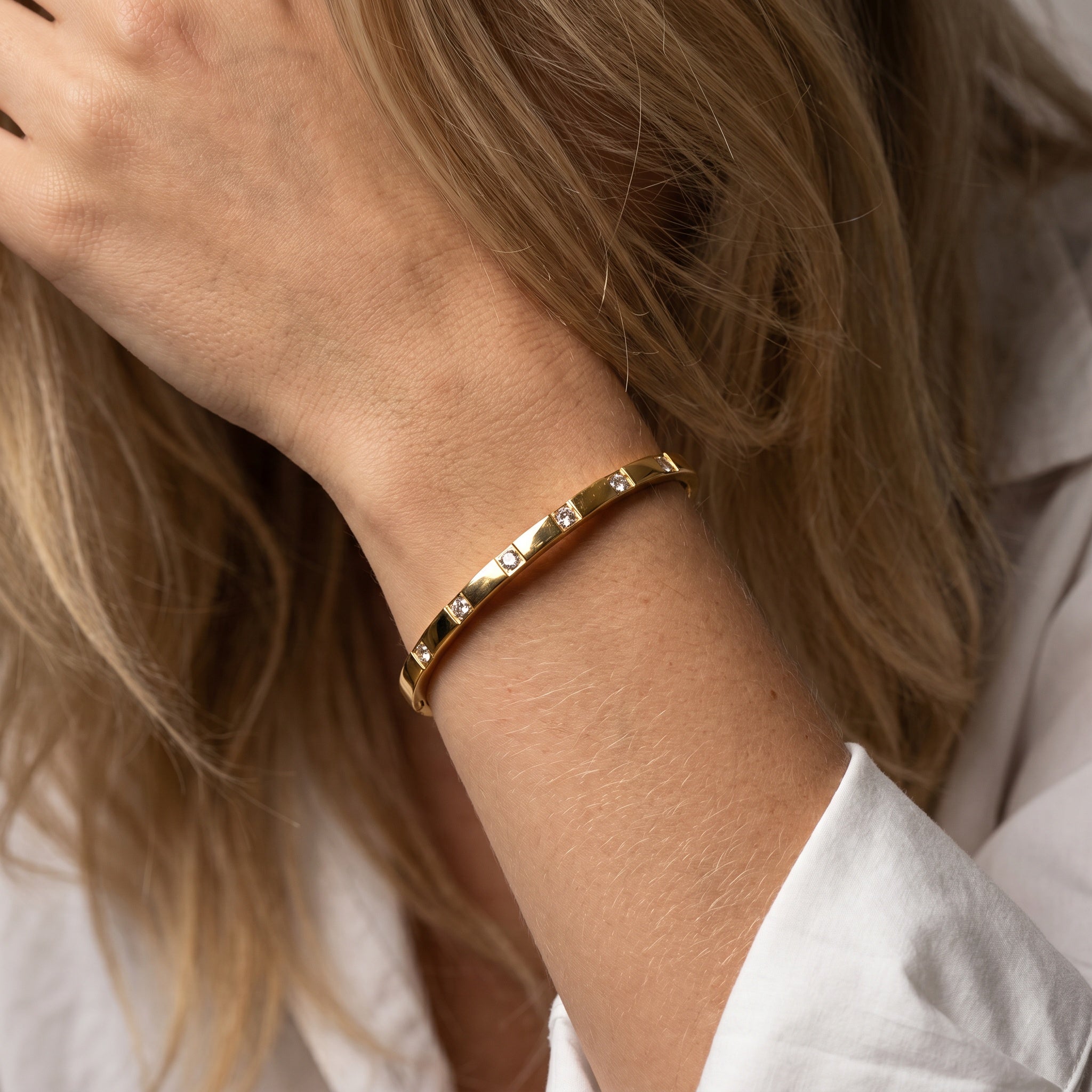 STELLA Bangle